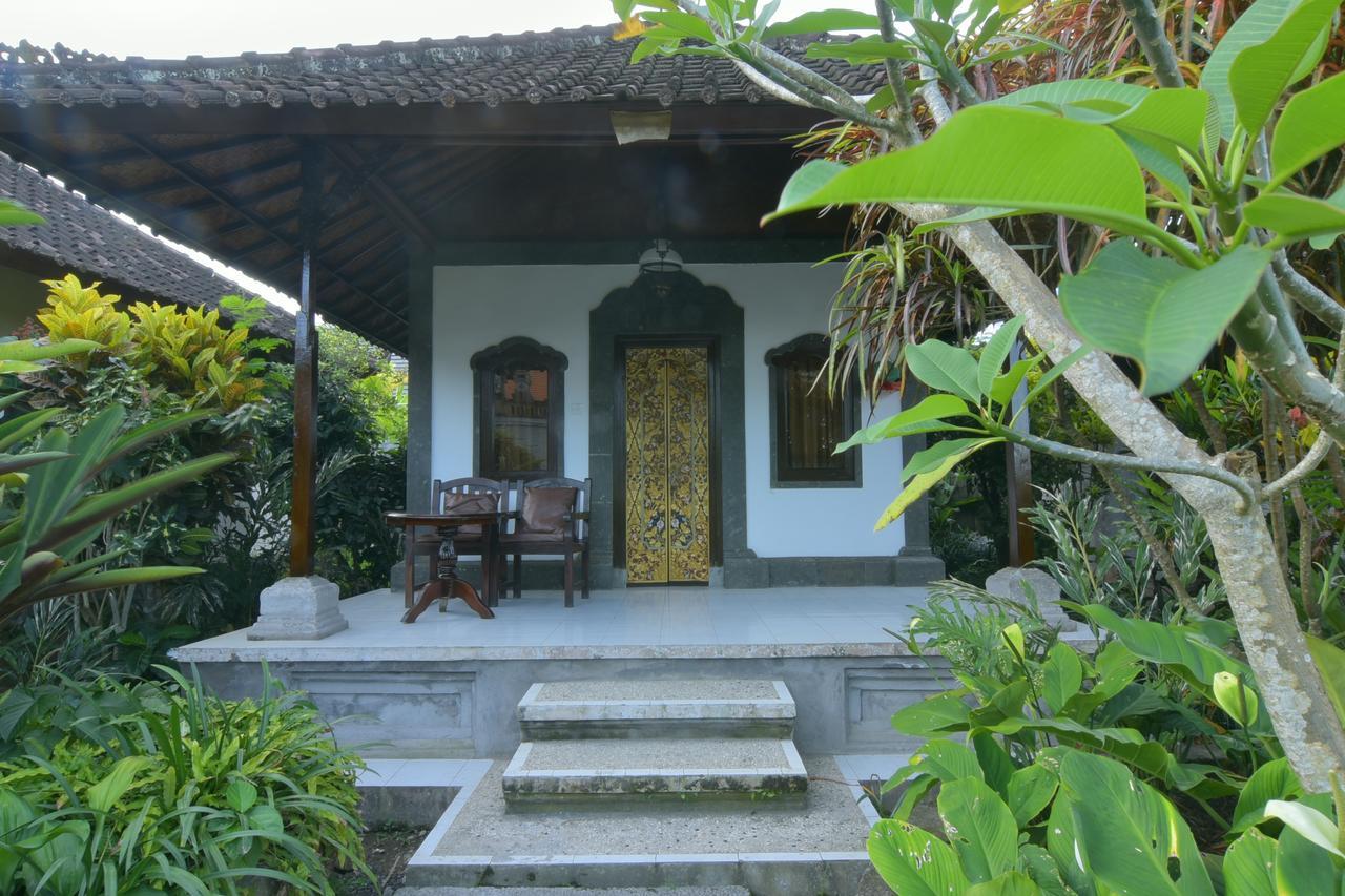 Ina Inn Ubud Buitenkant foto