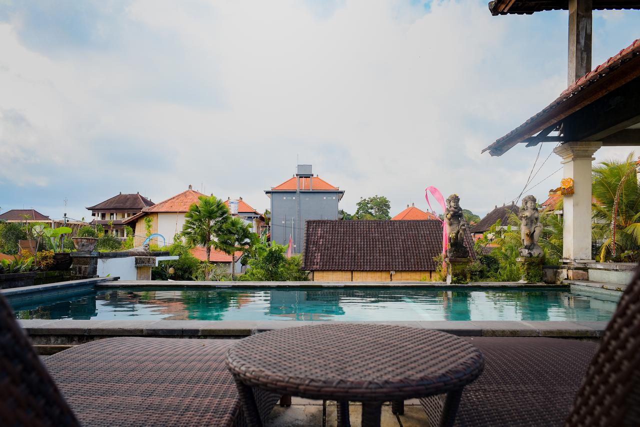 Ina Inn Ubud Buitenkant foto